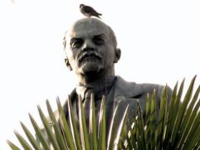 Ленин, фото с сайта pentaxnews.ru Ленин, фото с сайта pentaxnews.ru