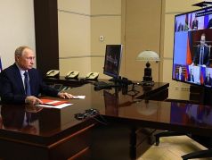 Владимир Путин на совещании с Совбезом, 18.04.25. Фото: kremlin.ru